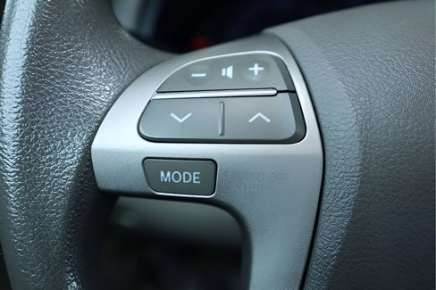 Used 2010 Toyota Camry image 22