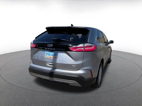 Used 2022 Ford Edge SEL image 15