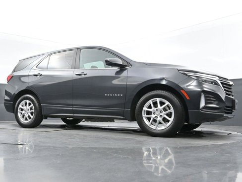 Used 2022 Chevrolet Equinox LT image 41