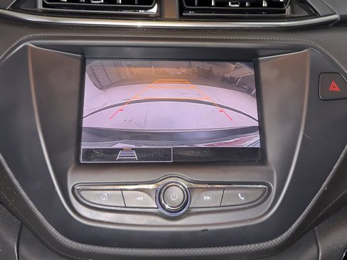 Used 2021 Chevrolet TrailBlazer LT image 11