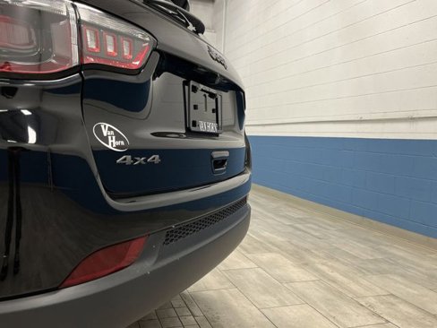 Used 2021 Jeep Compass 80th Special Edition image 32
