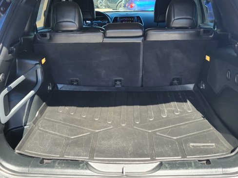 Used 2018 Jeep Cherokee Trailhawk w/ Quick Order Package 27L image 12
