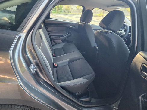 Used 2013 Ford Focus SE image 18
