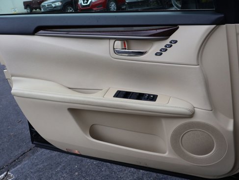 Used 2013 Lexus ES 350 image 38