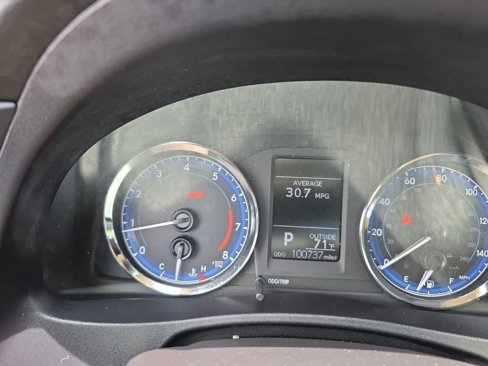 Used 2018 Toyota Corolla LE image 11