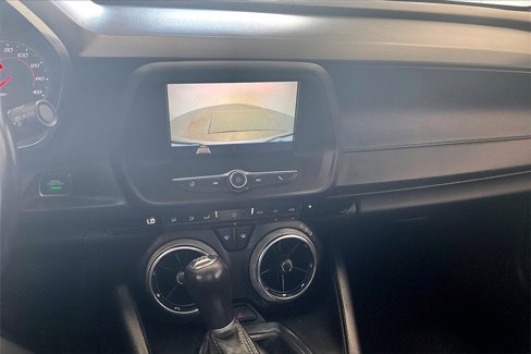 Used 2019 Chevrolet Camaro LT image 22