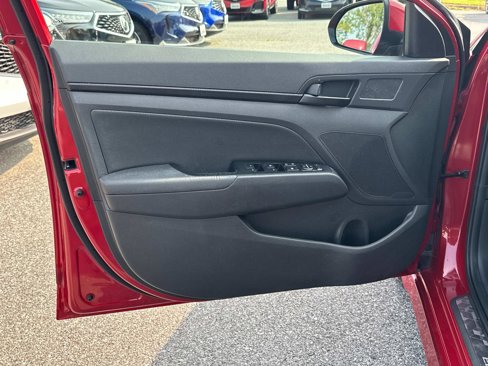 Used 2019 Hyundai Elantra Sport w/ Cargo Package image 17