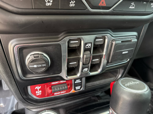 Used 2021 Jeep Gladiator Rubicon image 32