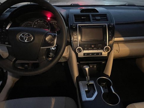 Used 2012 Toyota Camry LE image 13