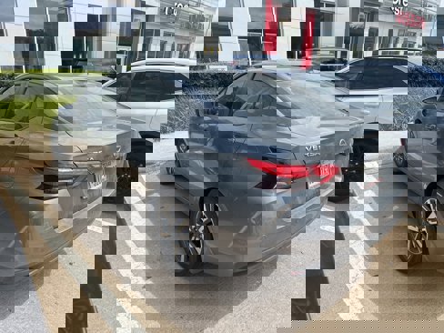 Certified 2024 Nissan Versa SV image 3