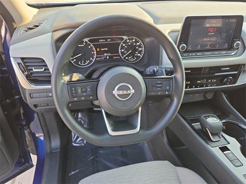 Used 2023 Nissan Rogue SV image 28