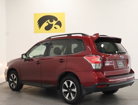 Used 2017 Subaru Forester 2.5i Limited w/ Protection Package #2 image 9