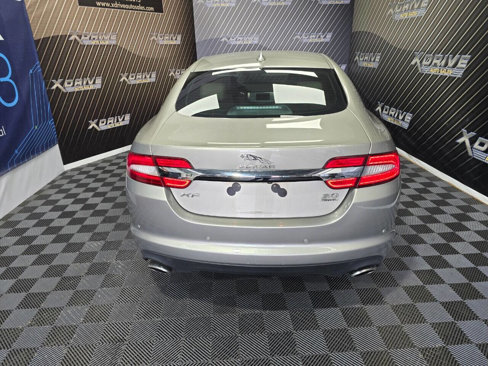 Used 2014 Jaguar XF 3.0 image 14
