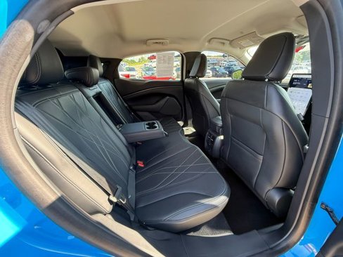 Used 2023 Ford Mustang Mach-E Select image 10