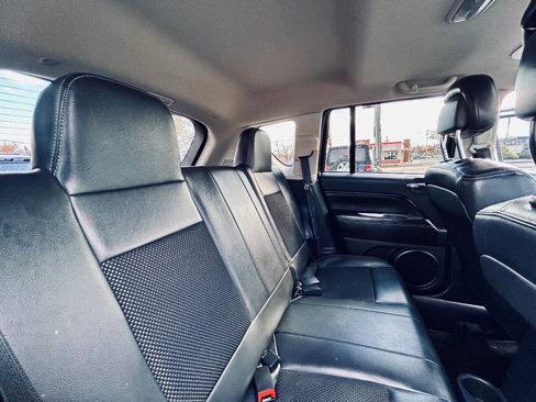 Used 2014 Jeep Compass Latitude w/ Sun/Sound Group image 28