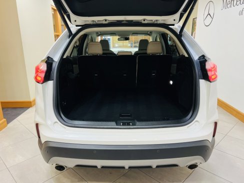 Used 2023 Ford Edge Titanium image 26