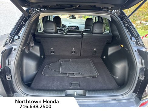 Used 2019 Jeep Cherokee Limited image 17
