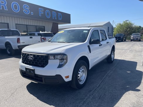 New 2025 Ford Maverick XL image 2
