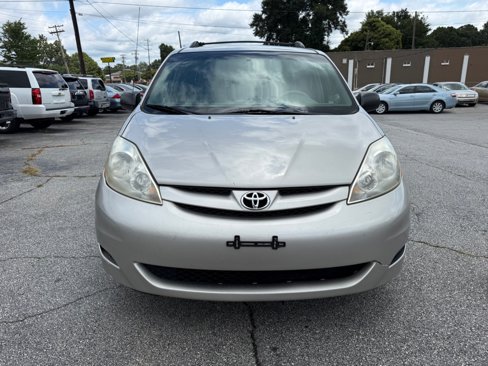 Used 2006 Toyota Sienna CE image 2