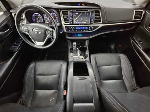 Used 2016 Toyota Highlander Limited image 24