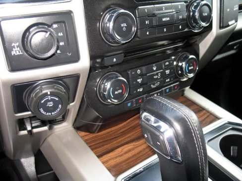 Used 2017 Ford F150 Lariat image 29