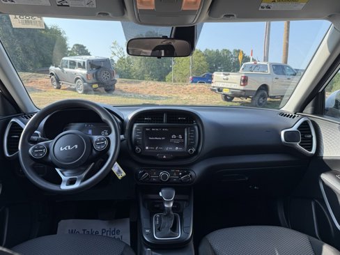 Used 2023 Kia Soul LX w/ Option Group 015 image 9
