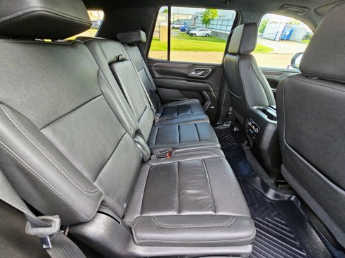 Used 2023 Chevrolet Tahoe LT w/ Luxury Package image 12