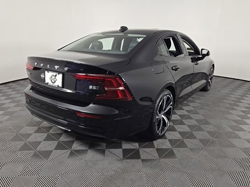 Certified 2025 Volvo S60 B5 Plus image 8