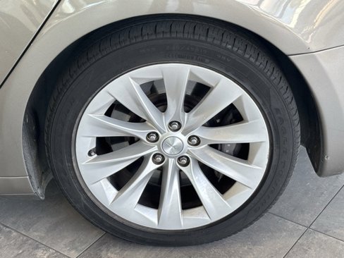 Used 2016 Tesla Model S P90D image 33
