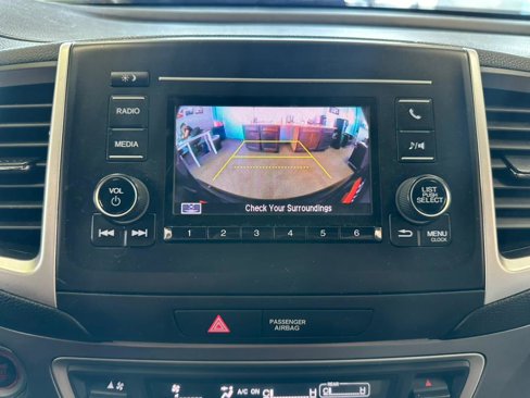 Used 2019 Honda Pilot LX image 48