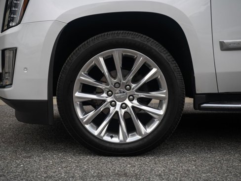 Used 2020 Cadillac Escalade Luxury image 43