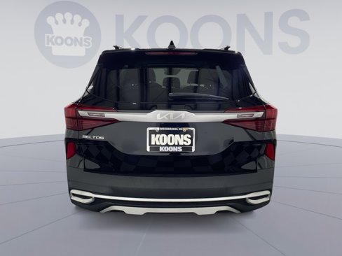 Used 2022 Kia Seltos EX image 5