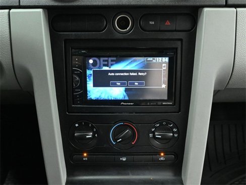 Used 2009 Ford Mustang Convertible image 19