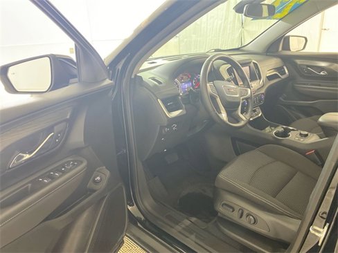Used 2023 GMC Terrain SLE w/ Driver Convenience Package image 27