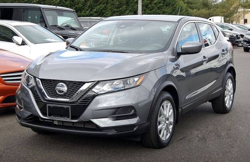 Used 2021 Nissan Rogue Sport S image 1