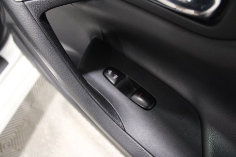 Used 2018 Nissan Altima 2.5 SV image 18