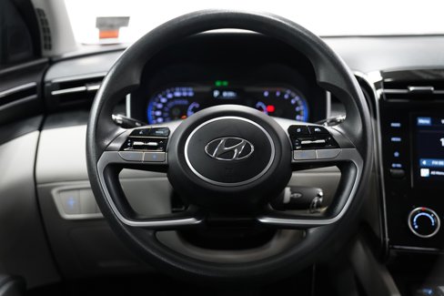Used 2022 Hyundai Tucson SE image 18