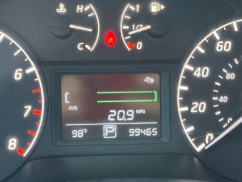 Used 2016 Nissan Sentra S image 32