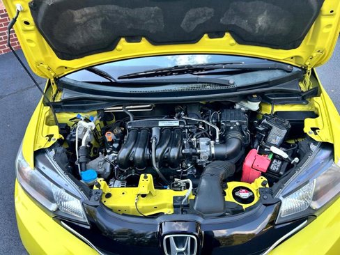 Used 2015 Honda Fit EX image 38