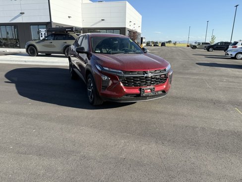 Used 2024 Chevrolet Trax RS w/ Sunroof Package image 19