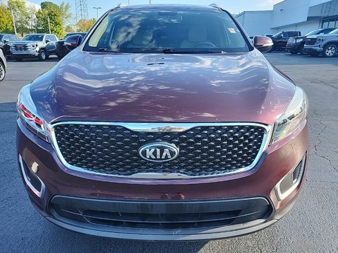 Used 2017 Kia Sorento LX w/ LX Convenience Package image 8