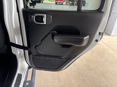 Used 2020 Jeep Gladiator Sport w/ Quick Order Package 24S image 28