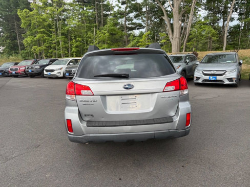 Used 2010 Subaru Outback 2.5i Limited image 7