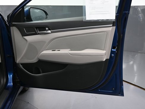 Used 2018 Hyundai Elantra SEL image 34