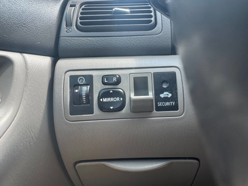 Used 2007 Toyota Corolla CE image 26