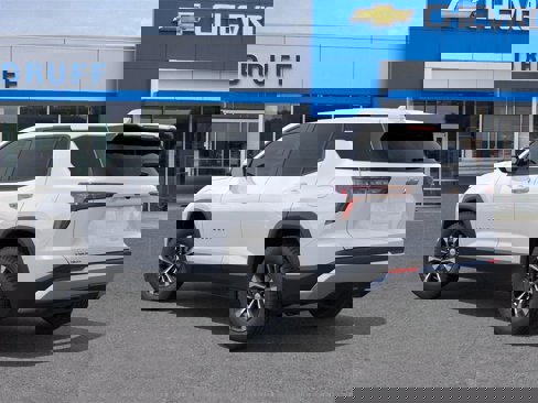 New 2026 Chevrolet Equinox LT image 3