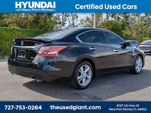Used 2013 Nissan Altima 2.5 SV image 5