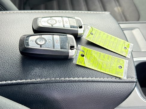 Certified 2019 Ford Fusion SE image 30