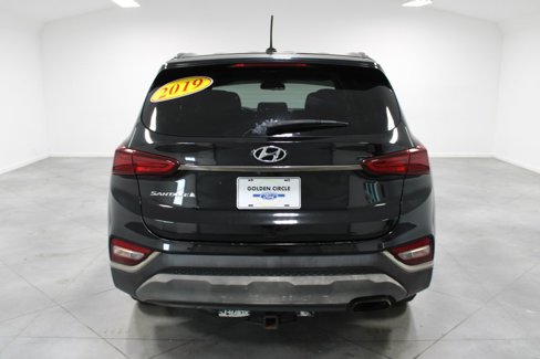 Used 2019 Hyundai Santa Fe SE image 9