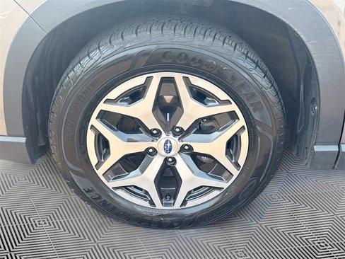 Used 2019 Subaru Forester Premium image 32